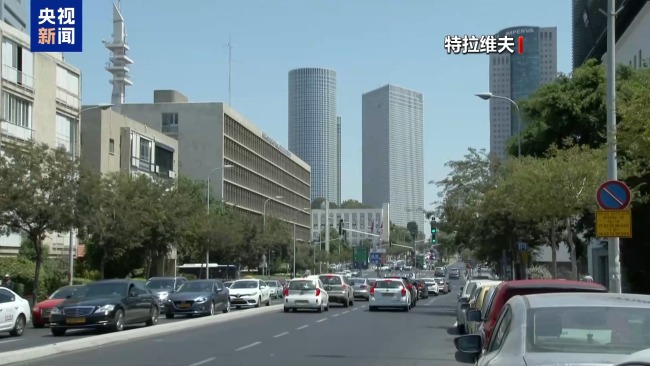 以軍攻勢不斷 哈馬斯以火箭彈回?fù)?/></p><p data-source=
