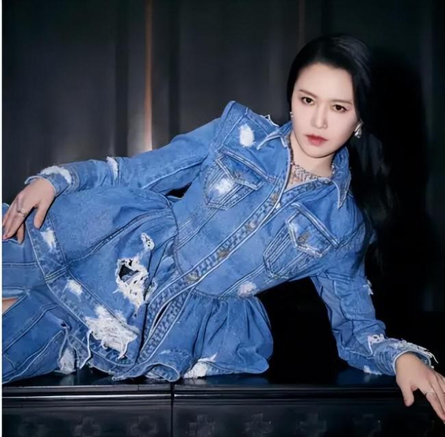 天赐的声音6首录直播 争议与流量齐飞