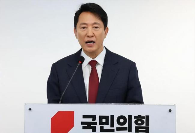 记者：尹锡悦想主导韩国大选 面临绝境的最后布局