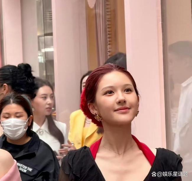 赵露思红发 甜妹到御姐的华丽转身