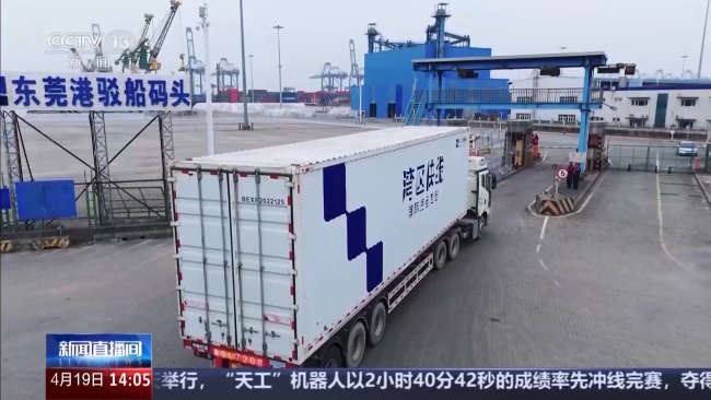 两年超230亿元 越来越多的企业从这里“货通群众”