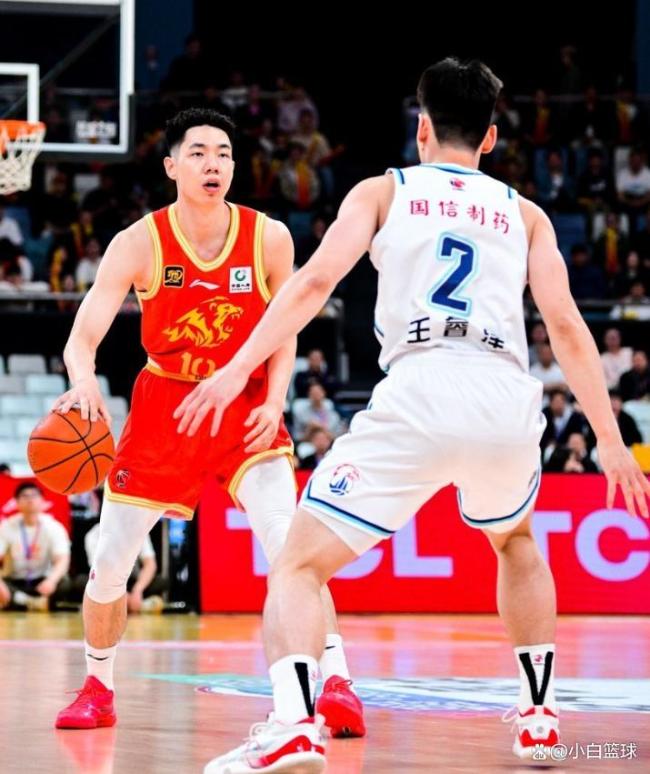 广厦男篮3-2淘汰青岛男篮四强全出炉 胡金秋19+10闪耀赛场