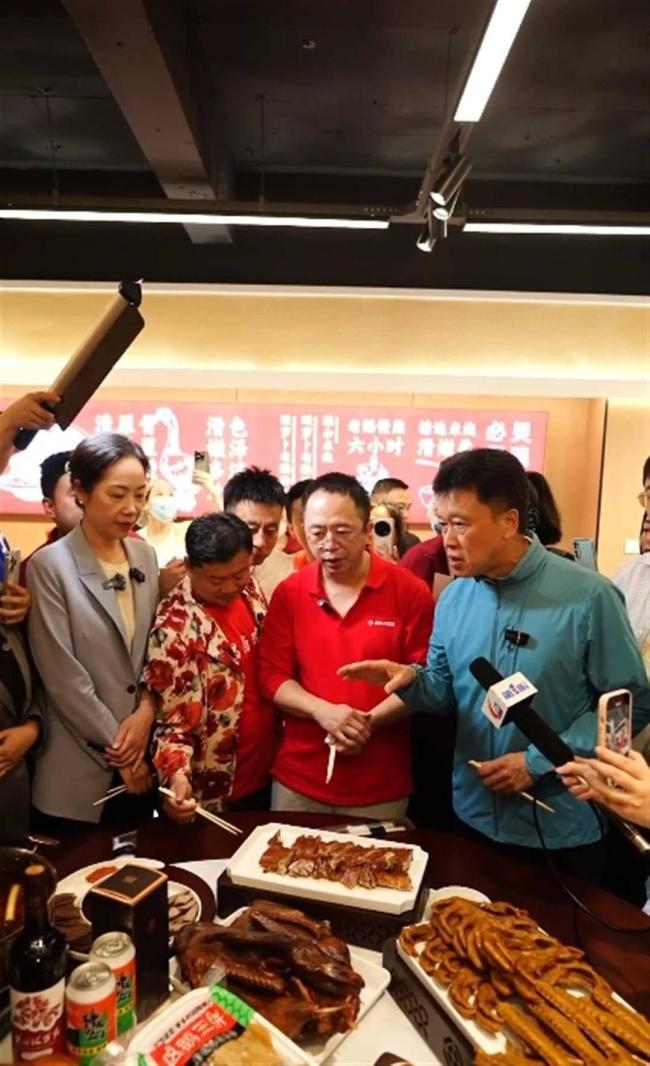 榮昌真的接住了潑天流量 鹵鵝哥帶動城市熱度
