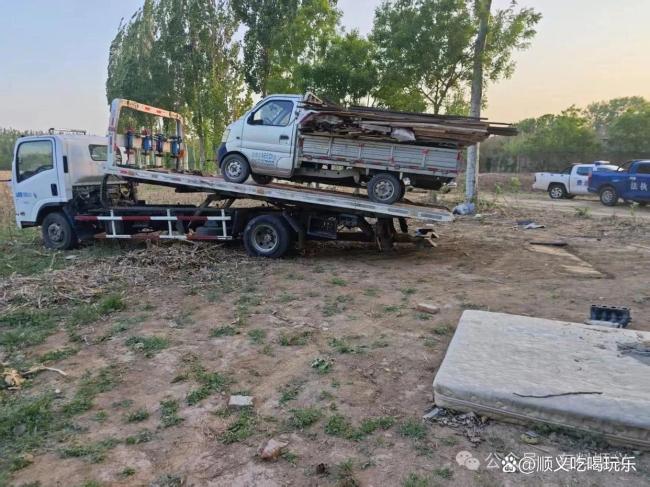 11輛非法運輸車被扣！順義這鎮(zhèn)3000㎡隱蔽垃圾站被一鍋端,，現(xiàn)場曝光,！ 雷霆出擊斬斷鏈條