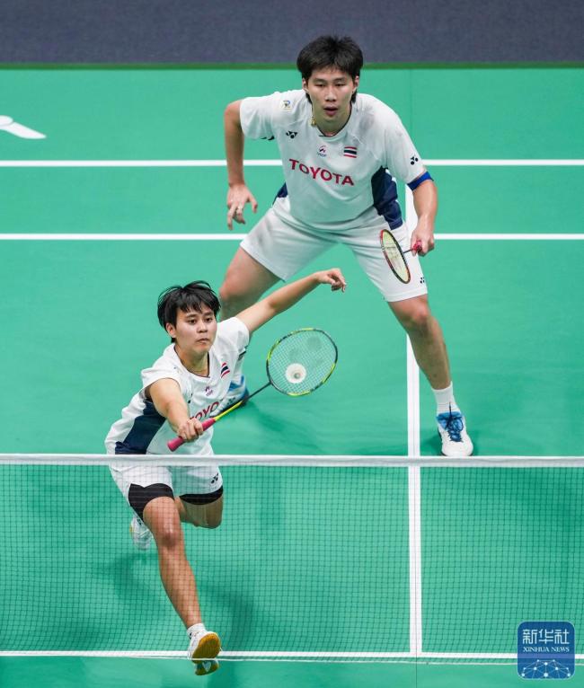 寧波運(yùn)動員王昶隨隊捧回蘇迪曼杯 中國隊三戰(zhàn)全勝晉級八強(qiáng)