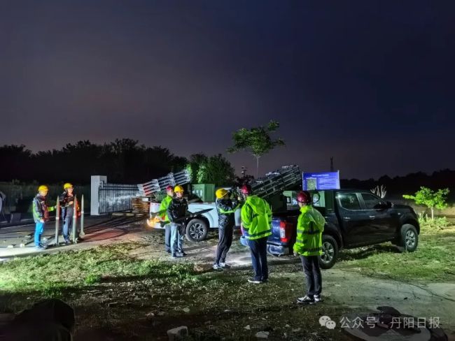 江蘇湖北多地發(fā)射人工增雨火箭彈 緩解旱情行動啟動