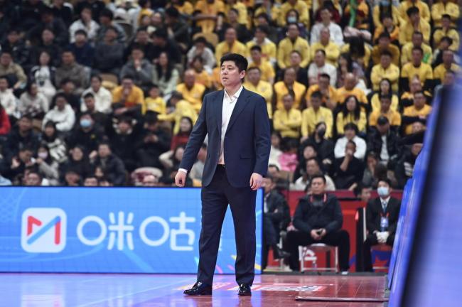 杨鸣和潘江将参与解说CBA总决赛G1 名嘴组合引期待