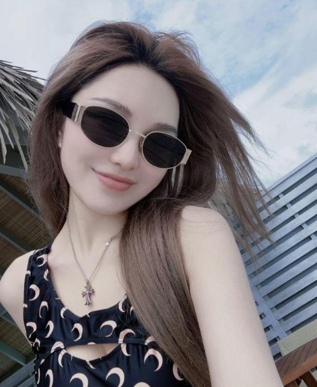 周扬青复兴只谈姐弟恋 恋情激励热议