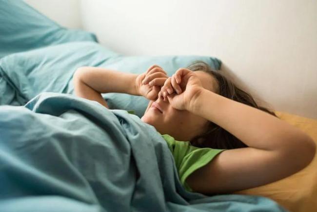 每天只需睡4小時或因基因突變 揭秘短睡眠者背后的遺傳學