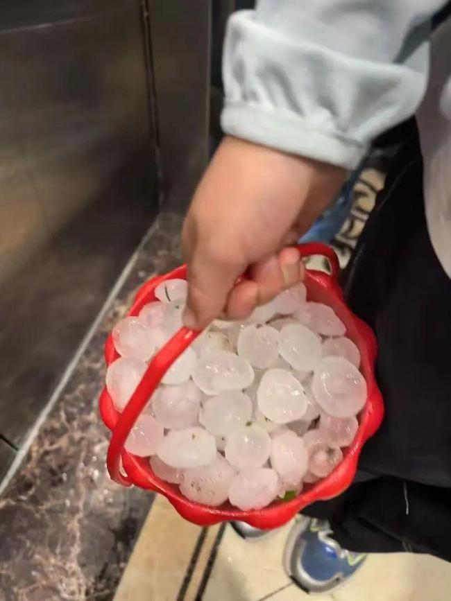 西安冰雹是人工增雨導(dǎo)致？假的：專家辟謠解釋原因