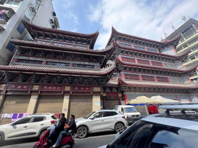 宜賓前首富“險(xiǎn)被送精神病院” 家族紛爭(zhēng)浮出水面