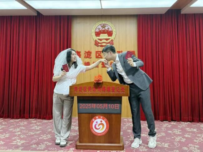 婚姻登記變化第一天 全國通辦便捷領(lǐng)證