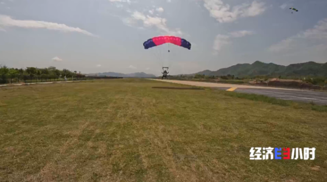 低空经济爆发！这些“会飞”的工作正吃香