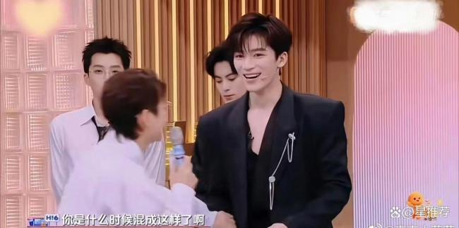 王星越无实物表演“空气推” 镜头处理引发热议