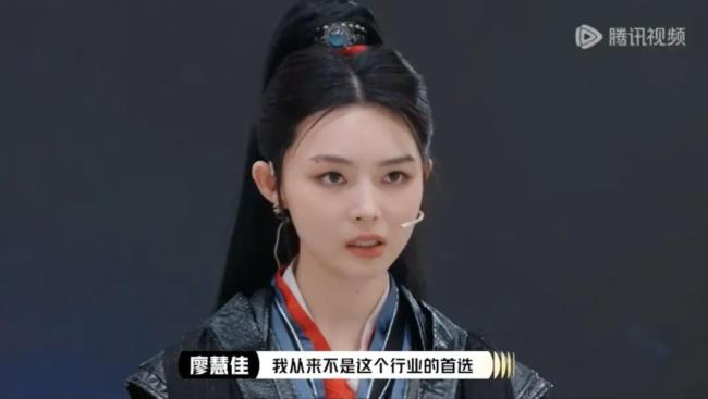 演員請就位 導(dǎo)師示范引發(fā)爭議