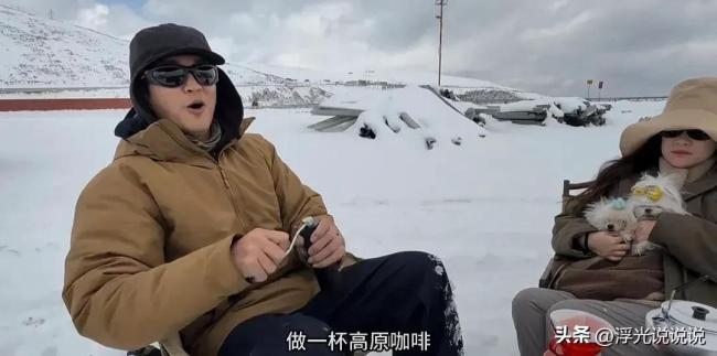 霍思燕杜江自駕拉薩隔車窗秀恩愛 細(xì)水長(zhǎng)流的愛情典范