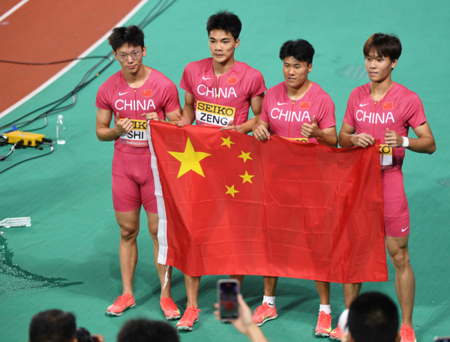 中国队接力获4张世锦赛门票 新生代闪耀天河