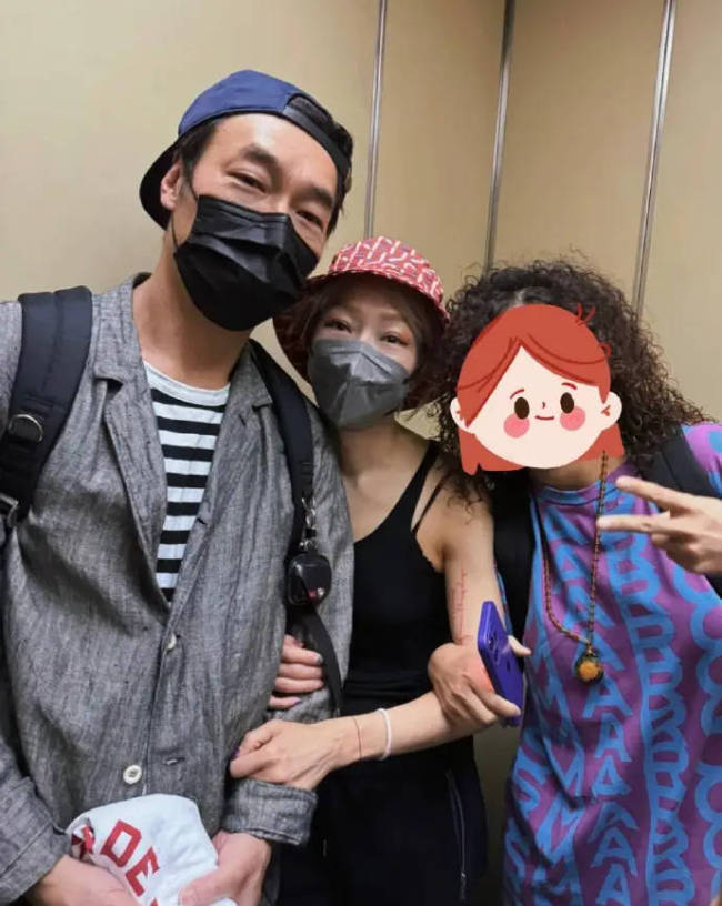 鄭秀文夫婦同臺 女方曾包容男方出軌,！