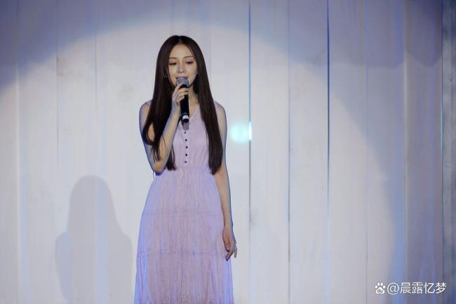 單依純《歌手2025》首期第一名 原創(chuàng)實力驚艷全場