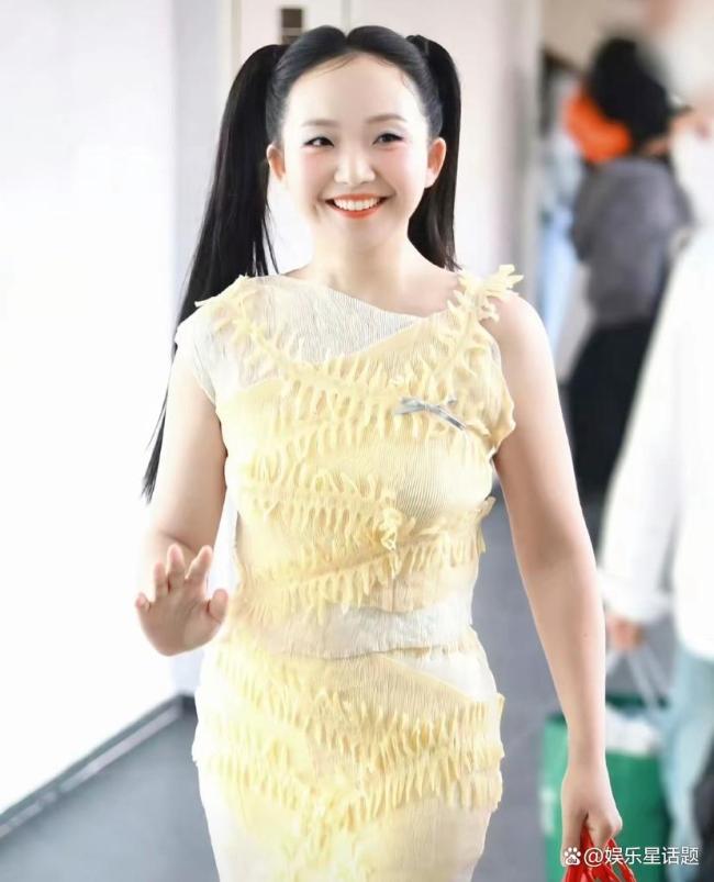 李嘉琦发文告别《浪姐》 非典型女团的逆袭之路
