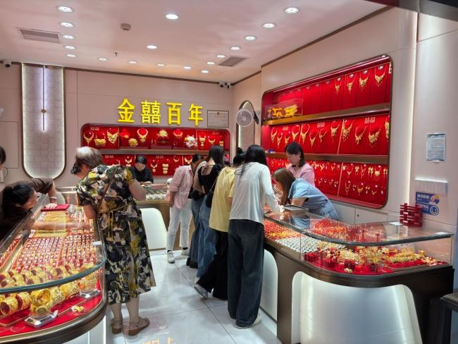 不到1個月1公斤金條浮虧10萬 金價下跌影響購買意愿