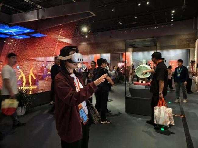 “看·見殷商”展覽在京開幕 文物與電影跨界融合