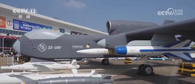 我国空中无人机航母将首飞 可载百枚弹 九天无人机亮相航展