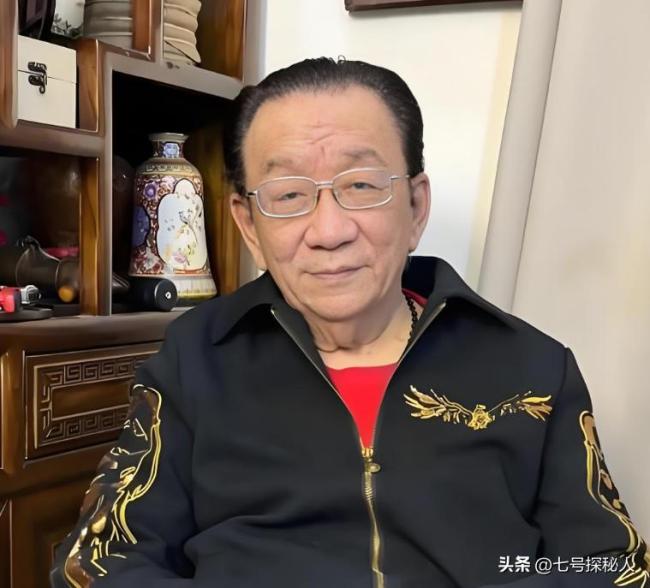 楊議宣布自立門戶 從捧郭到自立門戶的轉(zhuǎn)變