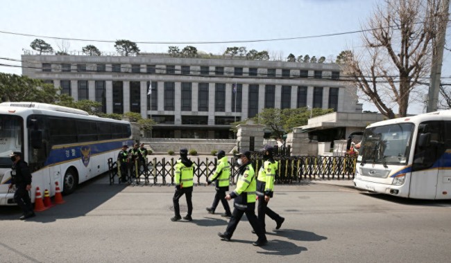 竞选如赴战场！李在明再遭暗杀威胁，民主制度警报拉响
