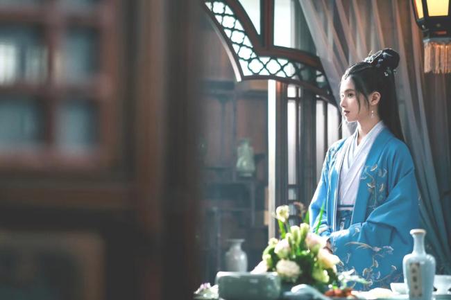 《藏海传》张婧仪香暗荼打戏好飒 古装造型惊艳世东说念主