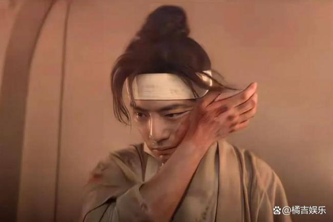 鄭曉龍這么多年還是愛眼淚往上擦