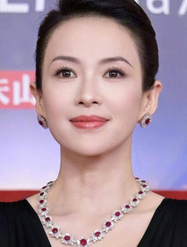 章子怡深宵诅咒朱媛媛
