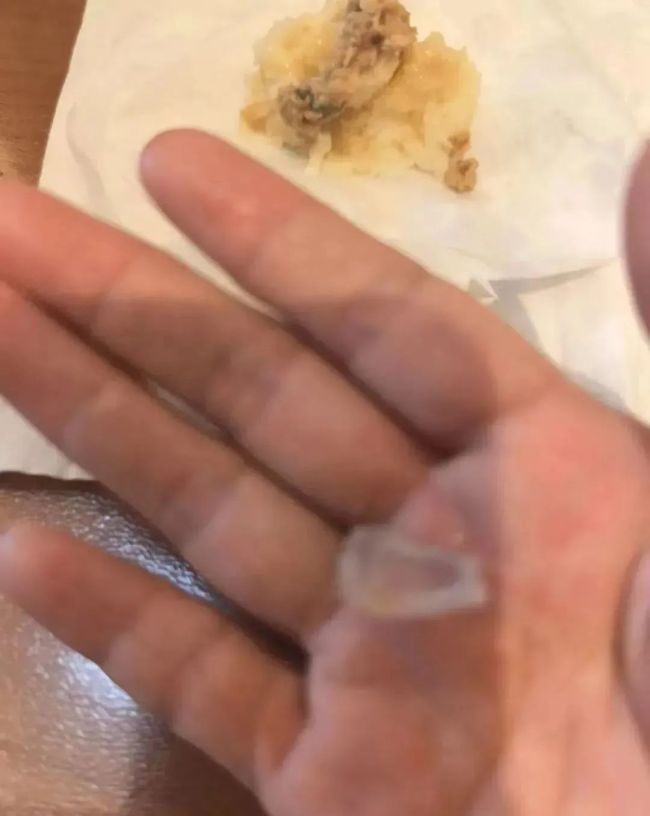 南昌山姆會員店包子吃出玻璃 疑似異物引發(fā)關注
