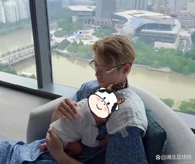 陈蒲官宣喜获双胞胎