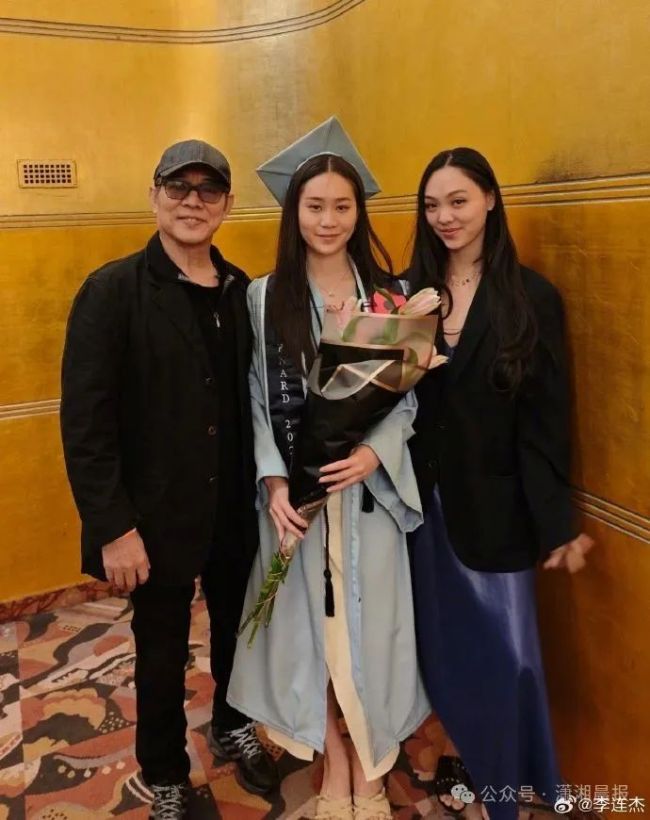 李連杰曬女兒大學(xué)畢業(yè)照 老爸驕傲宣告人生高光時刻