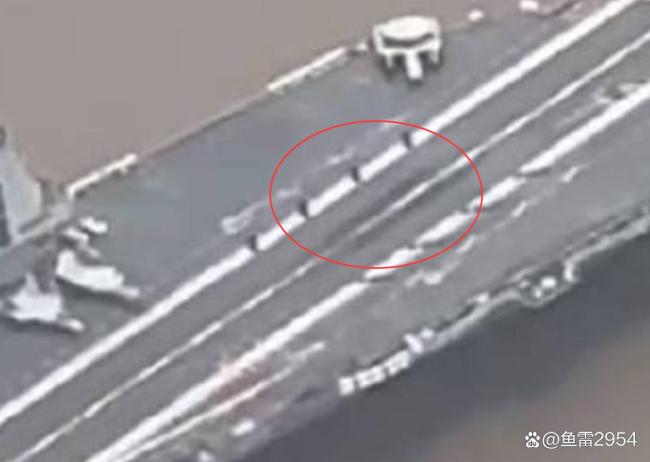 专家分析福建舰第8次海试归来 舰载机实机降落迹象明显