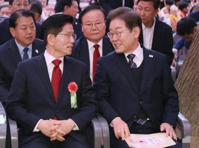 樸槿惠站隊(duì)金文洙 李在明還能當(dāng)選嗎 政治博弈再升級(jí)