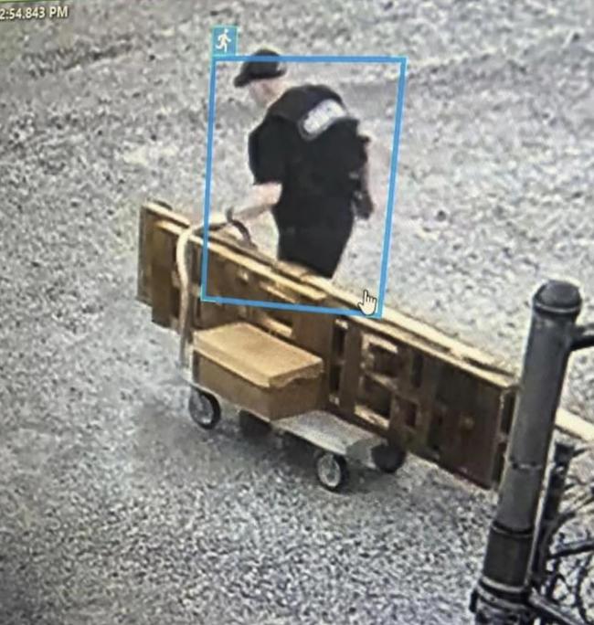 美國前警察局長變裝后越獄 自制警服騙過獄警