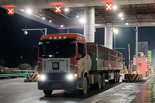 為省30塊錢 卡車司機在青海缺氧離世