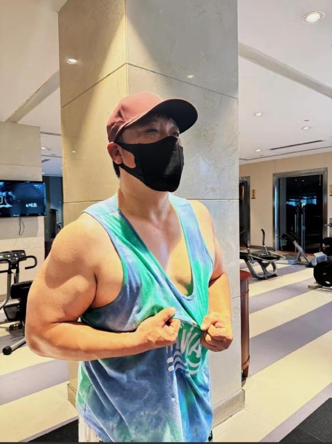連賈冰都瘦了！就等一個沈騰了 喜劇圈瘦身潮來襲