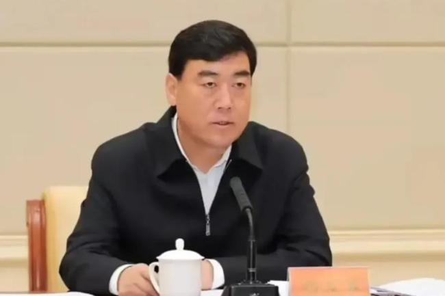 青海省委政法委原书记杨发森被公诉