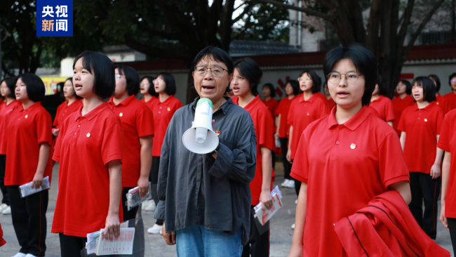 張桂梅的小喇叭再次吹響高考衝鋒號