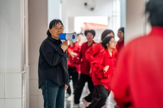 張桂梅的小喇叭再次吹響高考沖鋒號