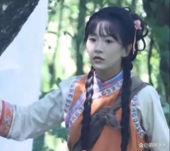 短剧《还珠》路透曝光 被骂审美降级 新版小燕子颜值引争议