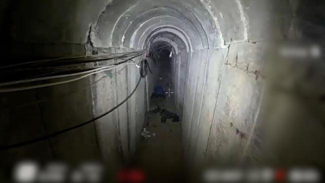 以軍稱哈馬斯在加沙醫(yī)院地下修建地道 畫面公布