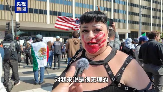 洛杉矶抗议者与联邦政府支持者打斗 社会撕裂加剧