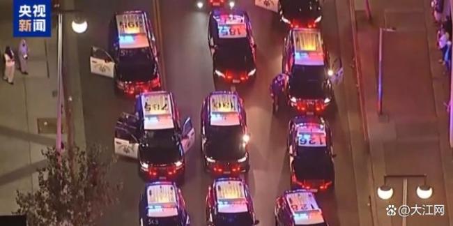 洛杉矶警方极力阻止抗议者前进 移民执法冲突升级