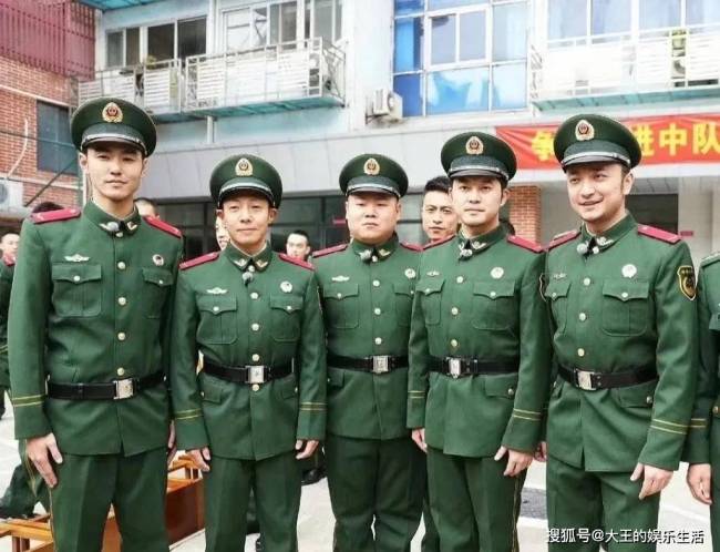 《了不起的挑战》原班人马重聚 再现经典时光