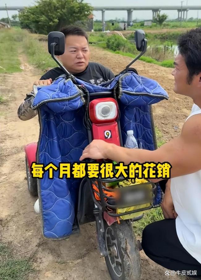 网红李维刚再次被坑惨 慈善包塘反遭算计