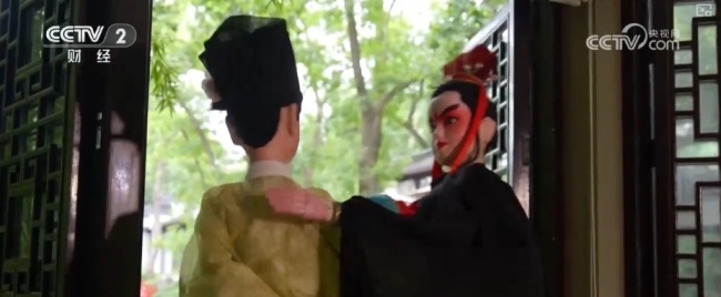 体育搭台文旅唱戏流量变增量 苏超燃动消费热力